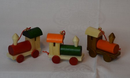 3 Lokomotiven 4*5 cm bunt Weihnachtsbaumhänger Weihnachtshänger Adventsschmuck
